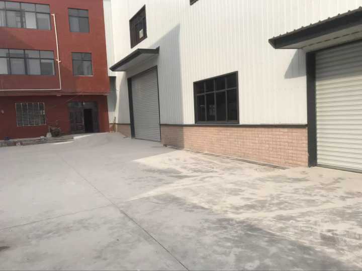 刁东厂房整体出租 钢构两层2100平 有电梯 住房500平砖混4层 单家独院三相电