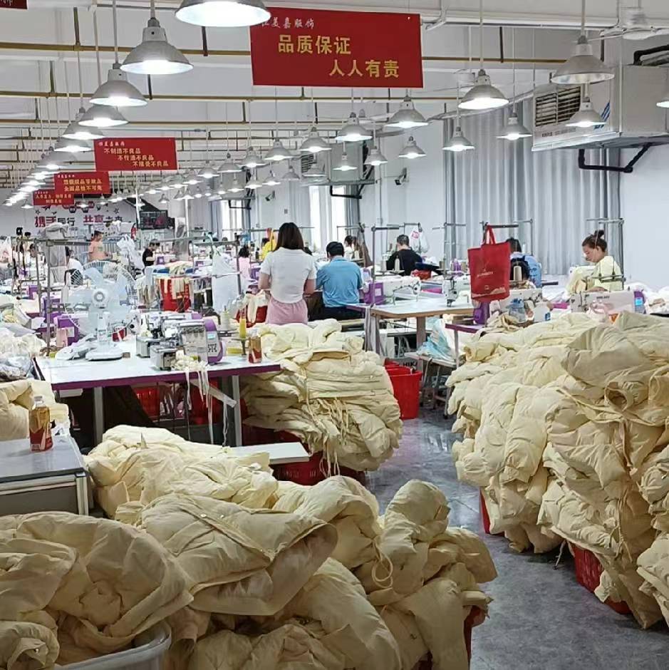 恒美嘉招:厂长一名;JIT组长及车工20名;尾部主管1名;驻厂机修1名;门卫2名